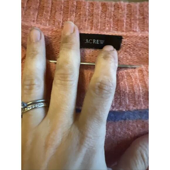 J. CREW Women’s Alpaca Crewneck Sweater Pink Blue Striped Cozy Oversized Size M - Picture 3 of 8